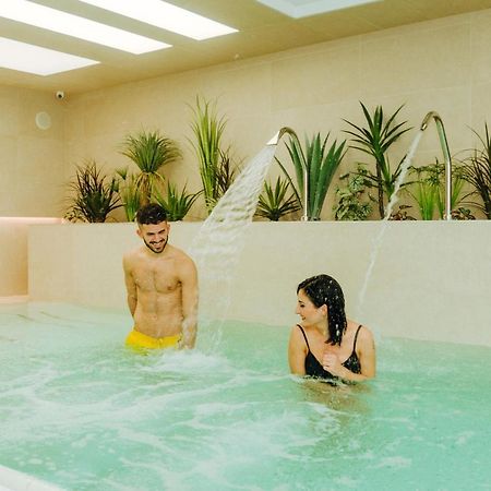 Hotel Ginkgo Hódmezővásárhely エクステリア 写真